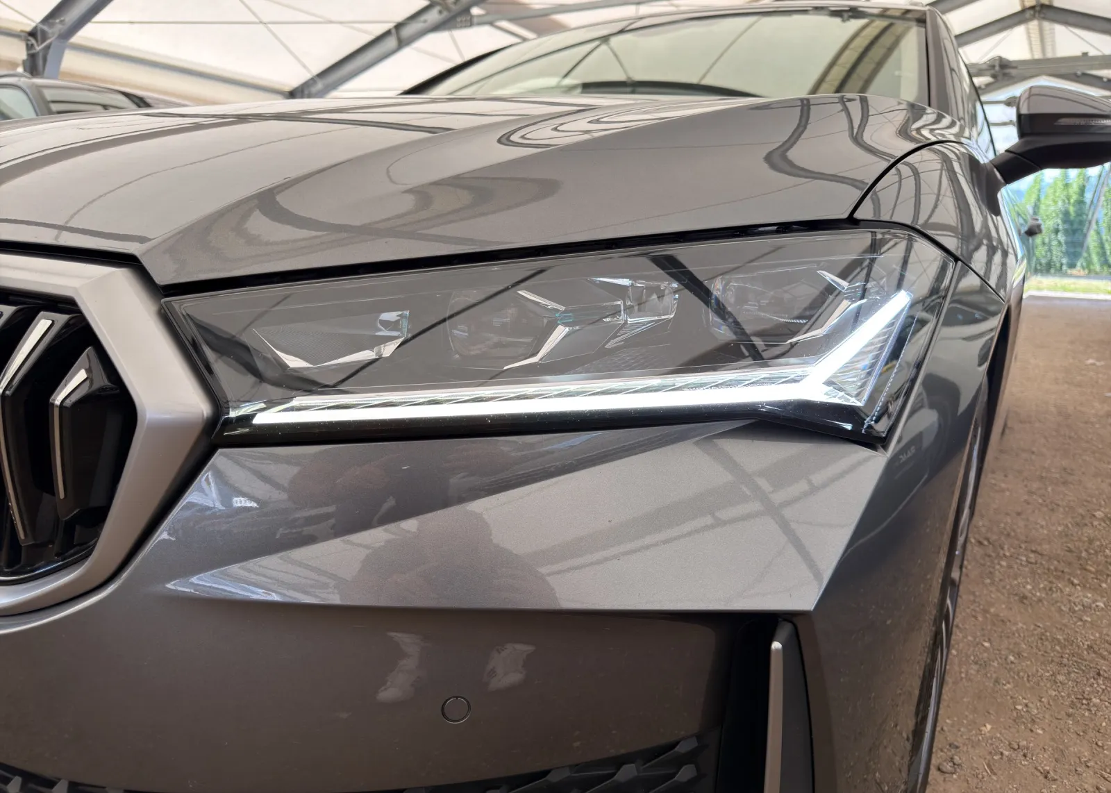 Zunanja slika - Škoda Superb - 2.0TDI DSG - 26