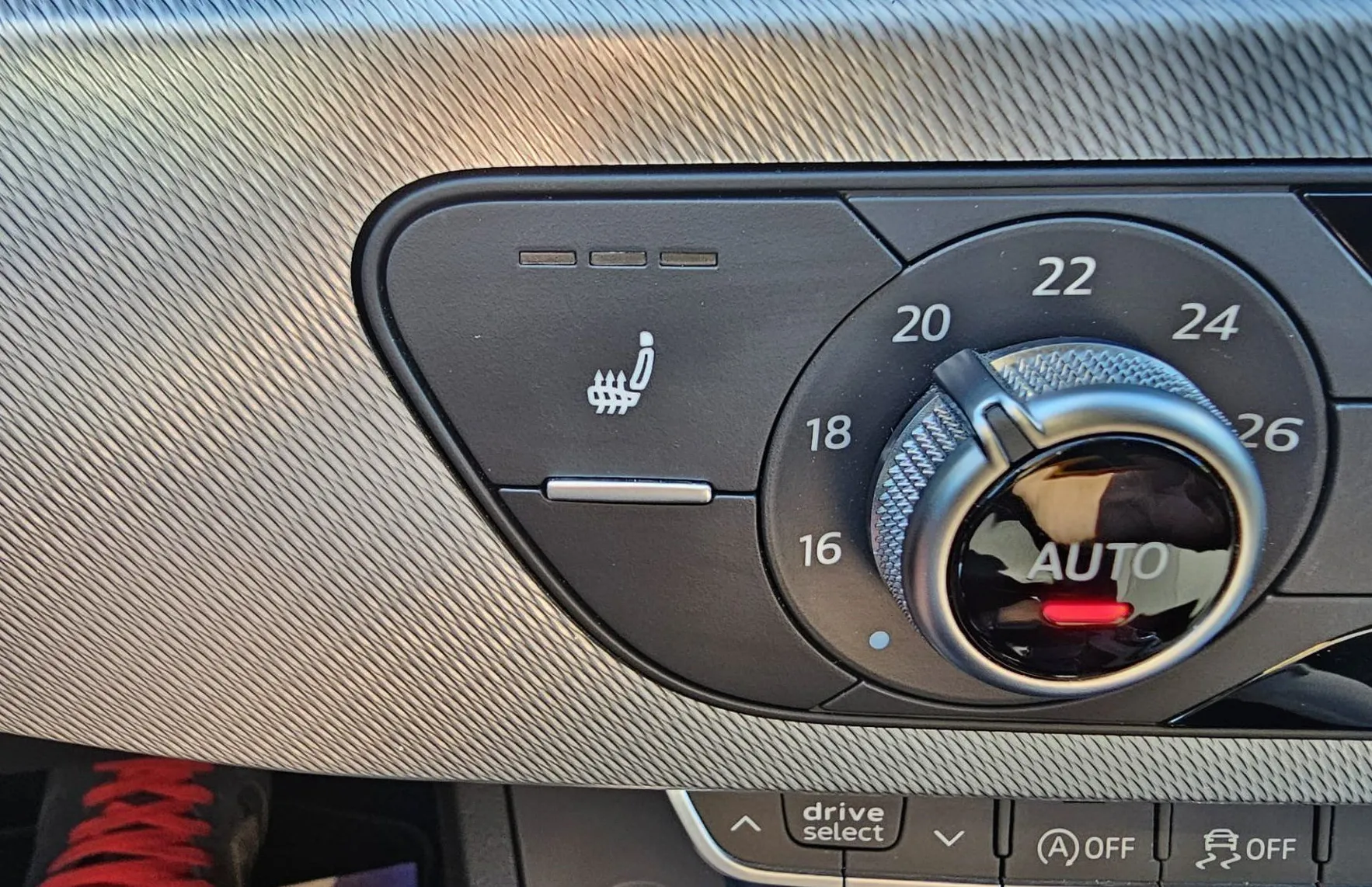 Zunanja slika - Audi A4 - Avant quattro 40 TDI Advanced S tronic SPORT|org.vlečna| - 15