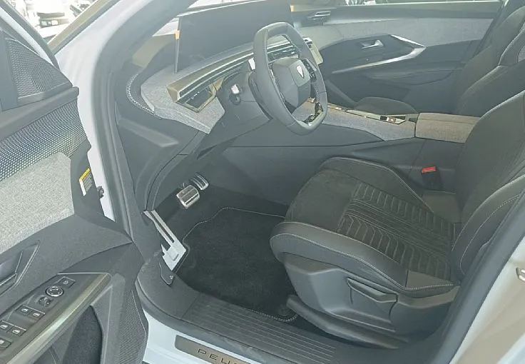 Zunanja slika - Peugeot 3008 - 1.2 MHEV 145 GT Avt-ALCANTARA-VLEČNA KLJUKA - 8