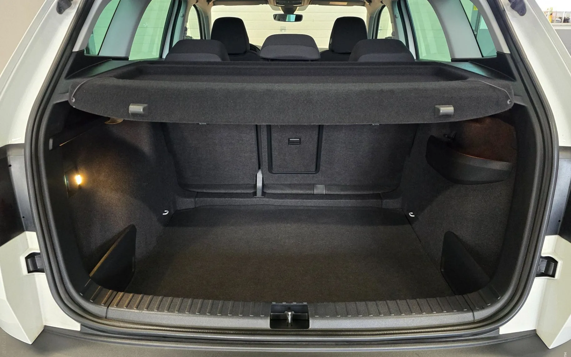 Notranja slika - Škoda Karoq - 1.6 TDI Ambition - 17