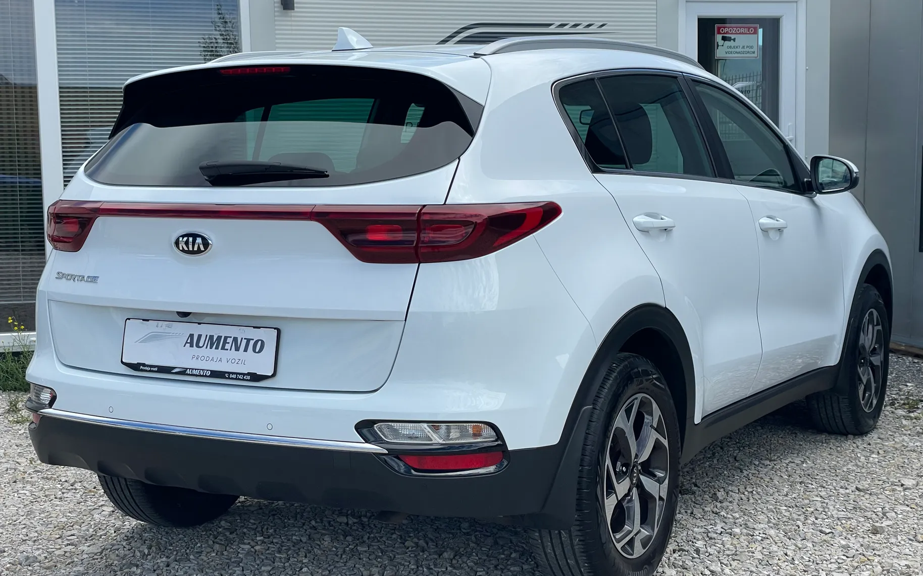 Zunanja slika - KIA Sportage - 2WD 1,6 GDI LX Edition ISG - 4