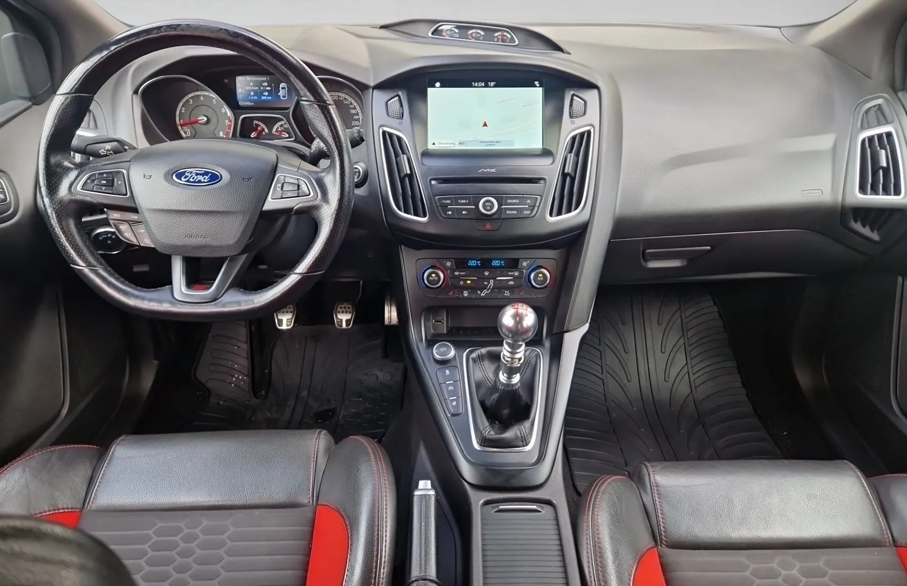 Zunanja slika - Ford Focus - Karavan ST 2.0 - 10