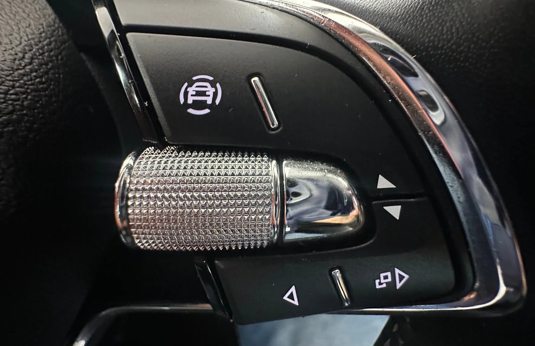 Zunanja slika - Škoda Kodiaq - 2.0 TDI 110kW DSG.NEMŠKI.LED.NAVI.GRE.SEDEŽEV. - 10