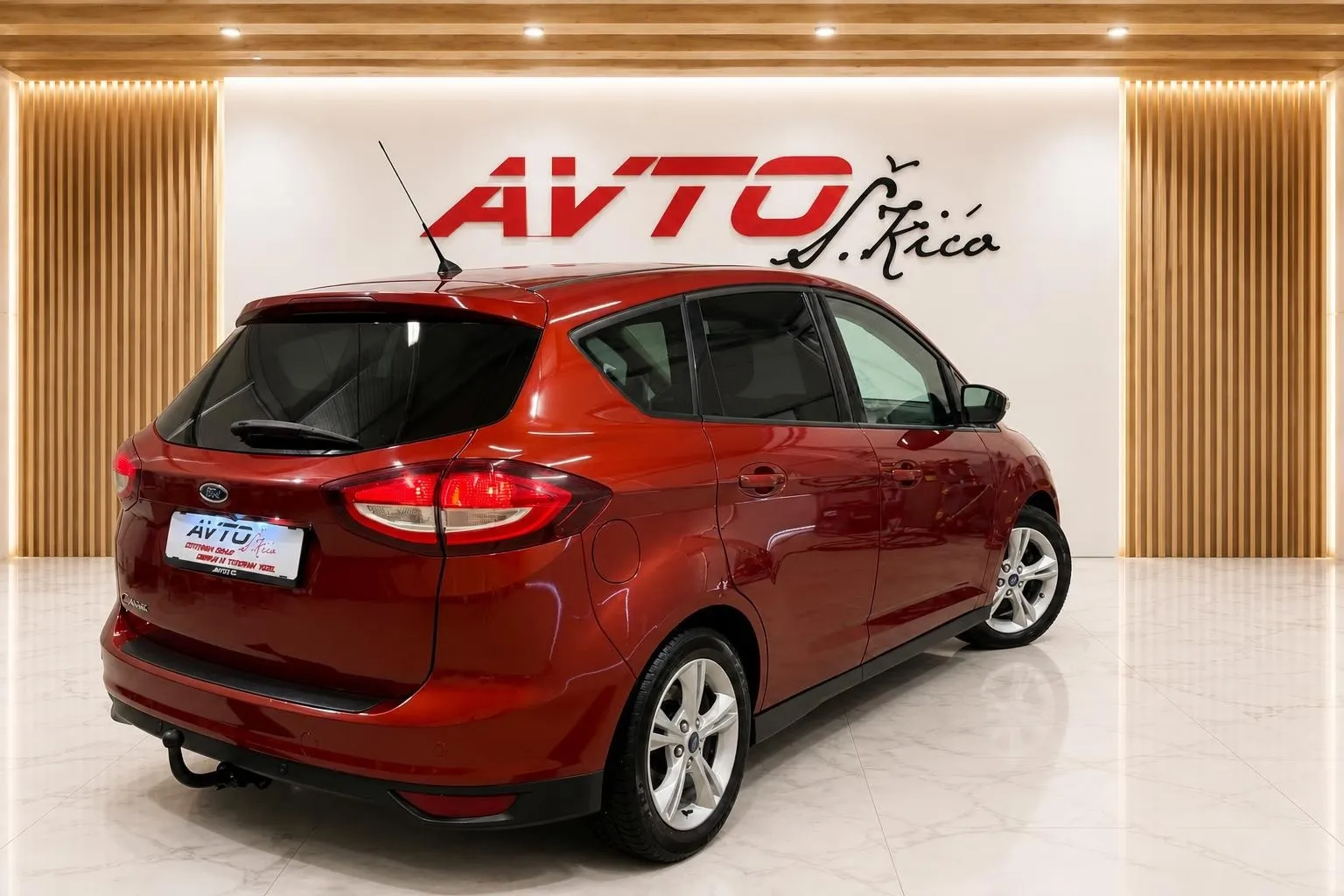 Zunanja slika - Ford C-Max - 1.5 TDCi-LED-TEMPOMAT-KAMERA-PDC-VLEČNA KLJUKA - 4