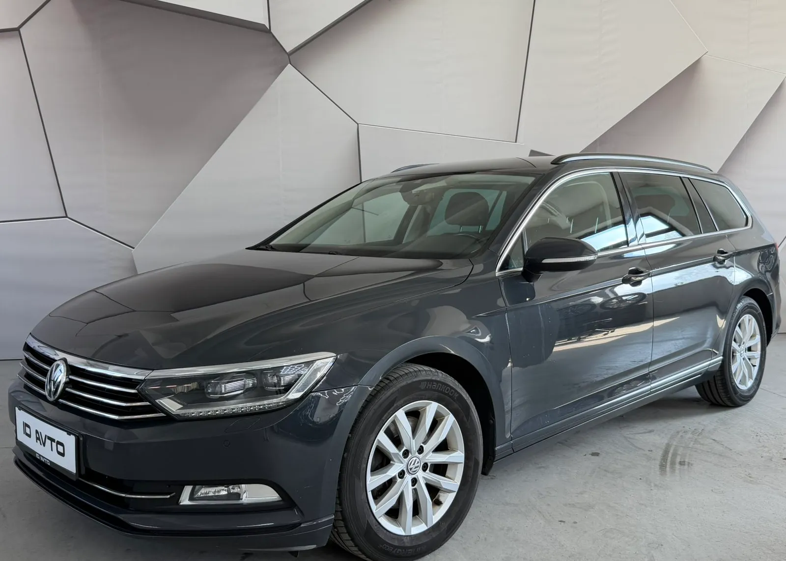 Zunanja slika - Volkswagen Passat - Variant 2,0 TDI BMT Connect DSG - 3