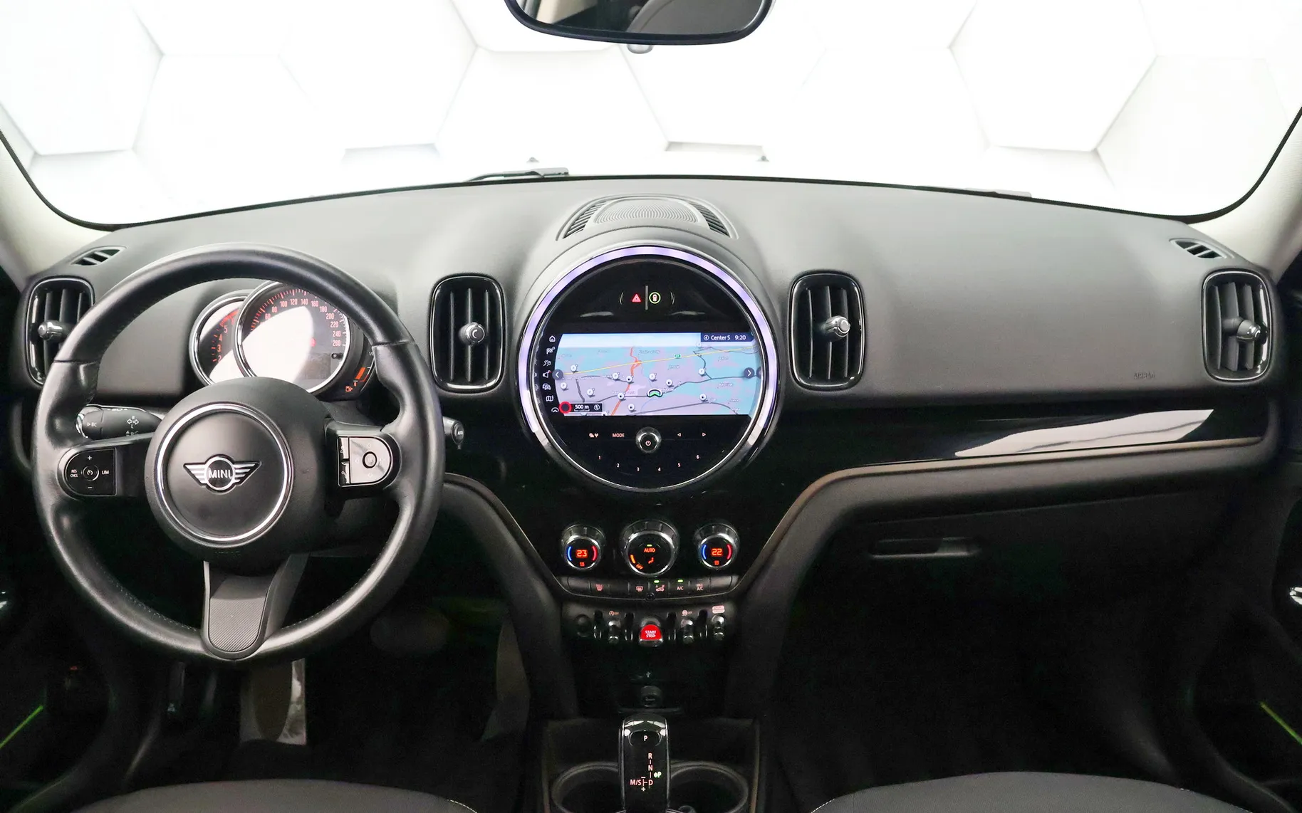 Zunanja slika - MINI Countryman Cooper - D 2.0d Aut Essential Trim 150KM - 7