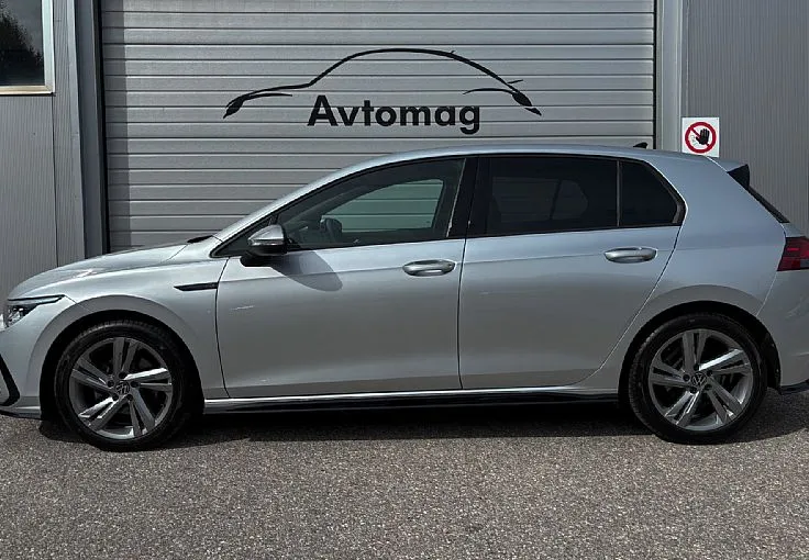 Zunanja slika - Volkswagen Golf - 1.5 eTSI R-Line DSG - 2