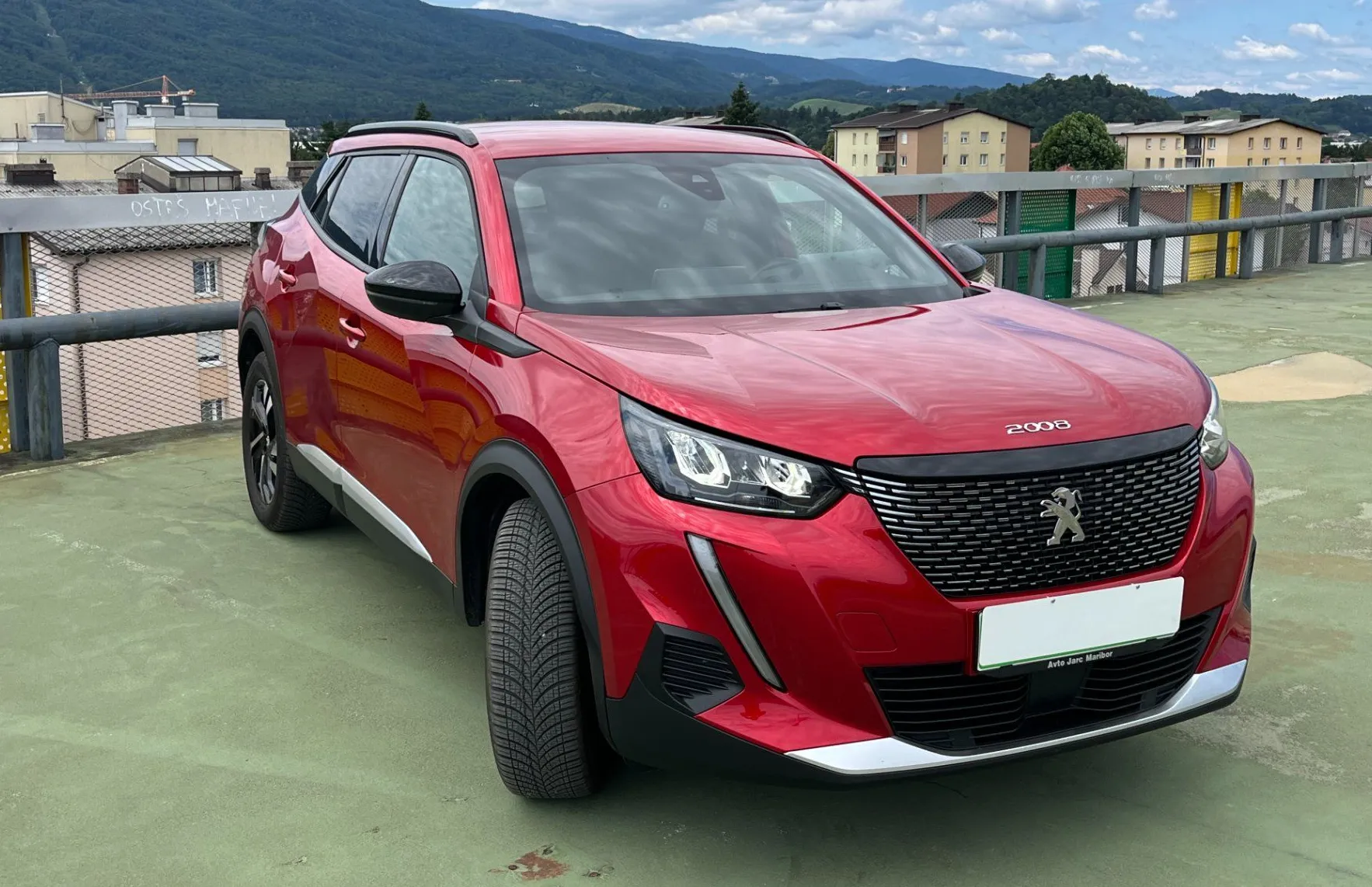 Zunanja slika - Peugeot 2008 - reTech 100 Allure Pack LED. 180° POGLED. NAVI. SLO - 3