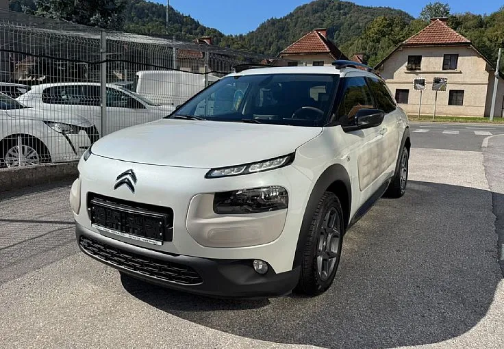Zunanja slika - Citroën C4 Cactus - 1.6 BlueHDi Shine - VELIKI SERVIS - 3