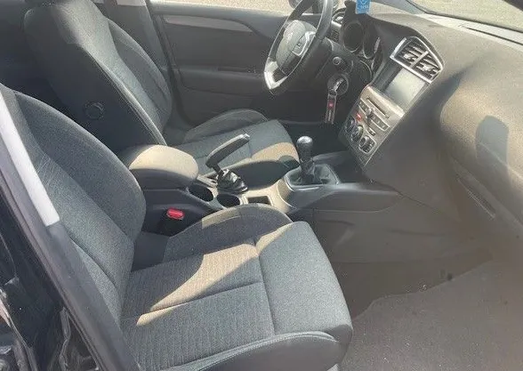 Zunanja slika - Citroën C4 - 1.2 PureTech 110 Feel.VELIK SERVIS.SAMO 103.000 KM - 11