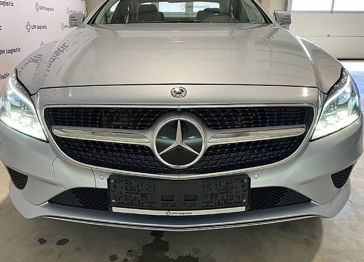 Zunanja slika - Mercedes-Benz CLS-Razred - CLS 350 d 4MATIC- KAM 360-PANO-NAVI-2xPDC - 2