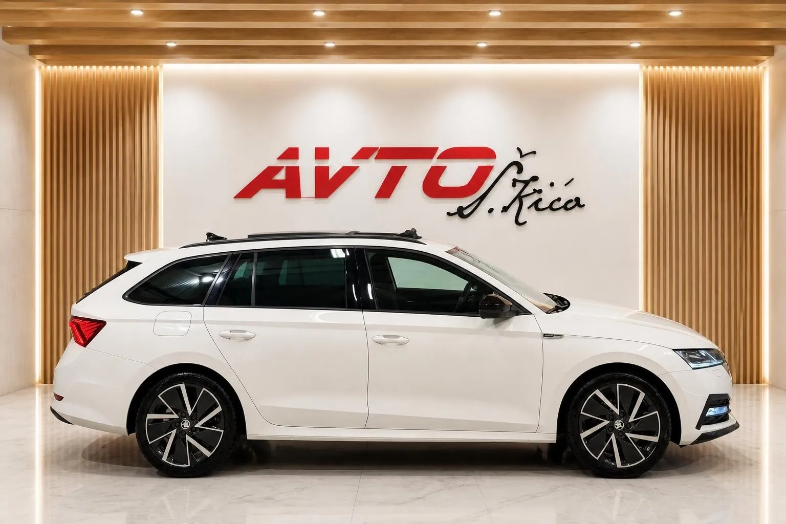 Zunanja slika - Škoda Octavia - 2.0 TDI-SPORTLINE-VIRTUAL-PANO-MATRIX-KAMERA-DSG - 6