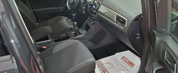 Zunanja slika - VW Touran - 1.2 TSI BMT Comfortline.1.LASNIK.SLO VOZILO - 20