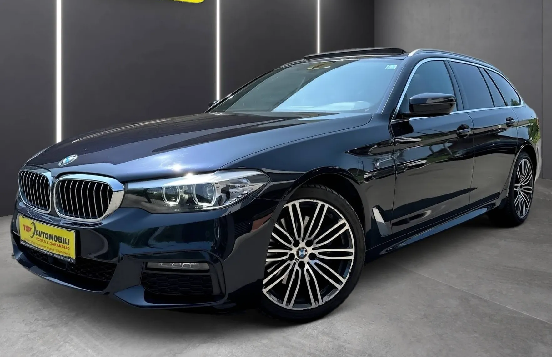 Zunanja slika - BMW Serija 5 - Touring: 530d M PAKET LED NAVI PDC KAMERA PANO RADAR TOP - 1