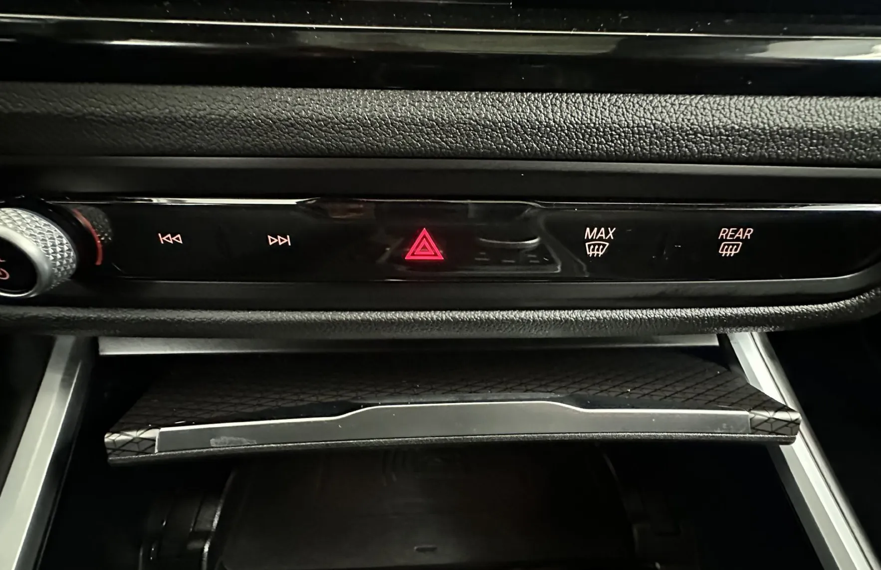 Zunanja slika - BMW Serija 3 - Touring: 330d Avt. M paket.KAMERA.USNJE.LED.SAMO 68.000 - 12