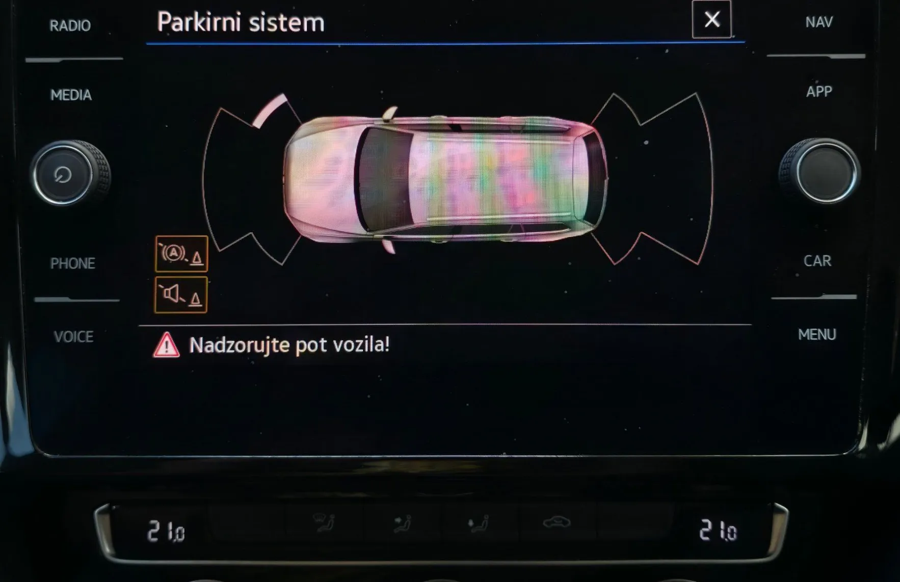 Zunanja slika - Volkswagen Passat - Variant 2.0TDI R-line LED•ACC•LANE•AMBIENT•NAVI•2X-PDC•17C - 16