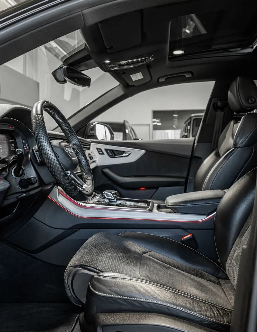 Zunanja slika - Audi SQ8 - ZRAČNO-MATRIX-QUATTRO-PANO-KEYLESS-ACC -360-KLJUKA - 10
