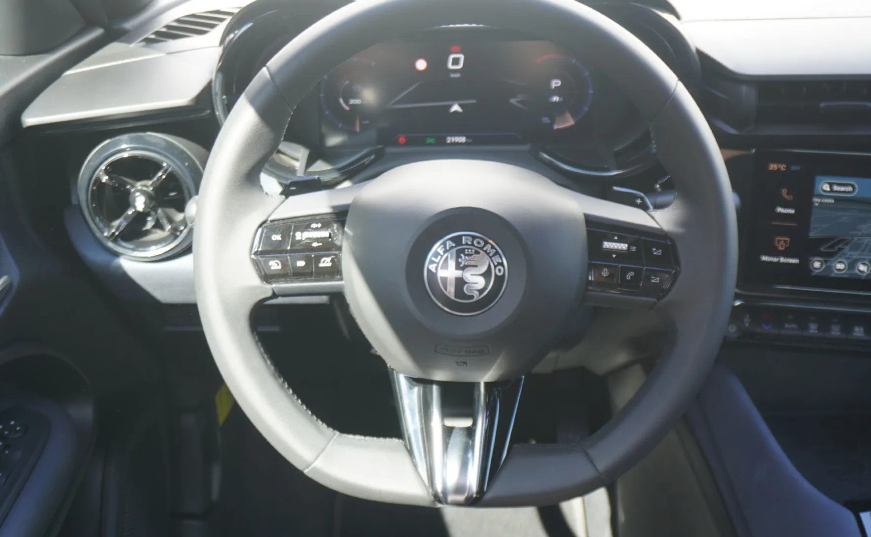 Zunanja slika - Alfa Romeo Junior - Ibrida 1.2 Core Avt. - 8