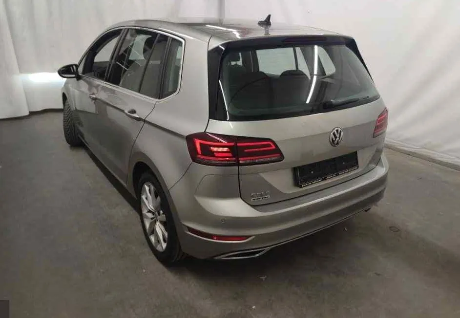 Zunanja slika - Volkswagen Golf - Sportsvan 2.0 TDI Highline DSG.LUKSENBURG.KAMERA.LED.110 KW - 7