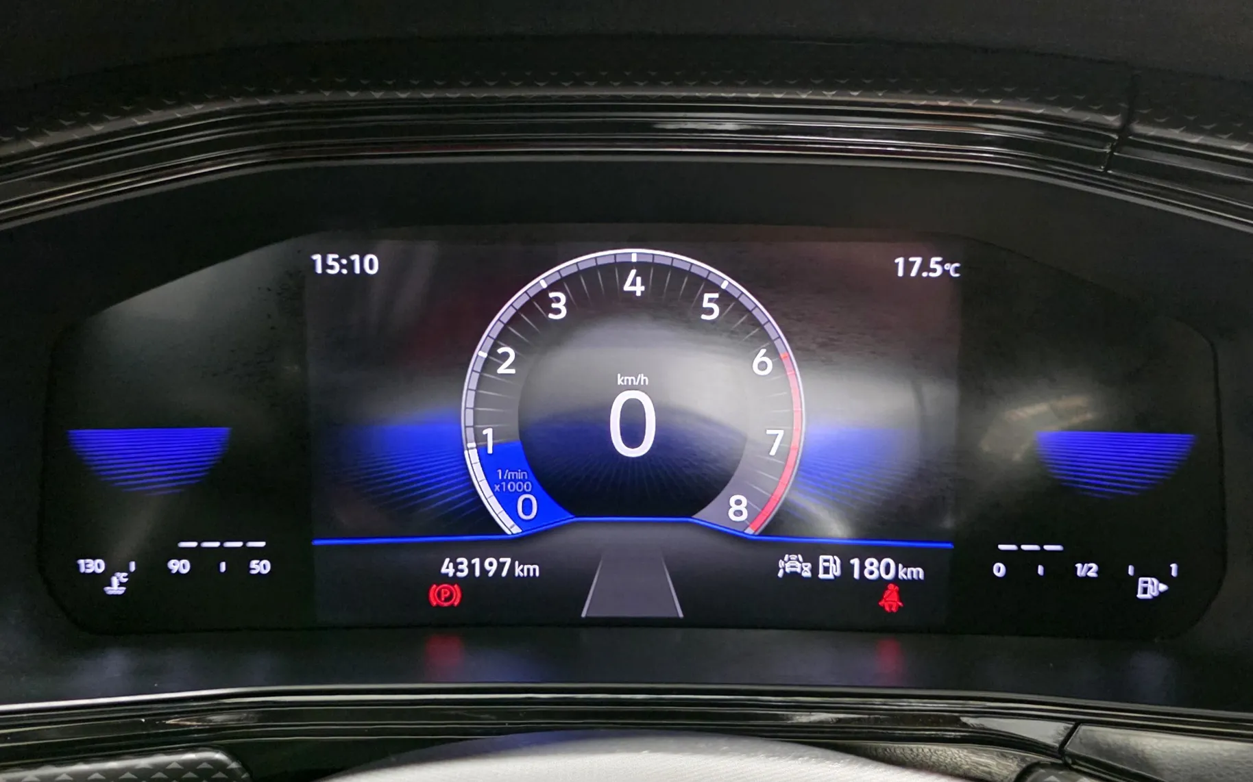 Zunanja slika - VW T-Cross - 1,0 TSI BMT 1.LAST SLO VIRTUAL ACC LANE - 12