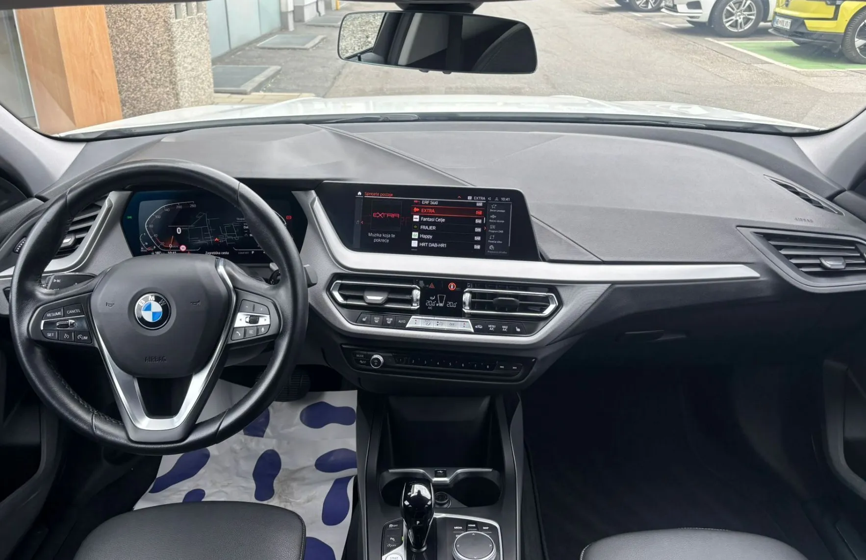 Zunanja slika - BMW Serija 1 - : 118d aut. Sport SLO-1.LAST.-LED - 9