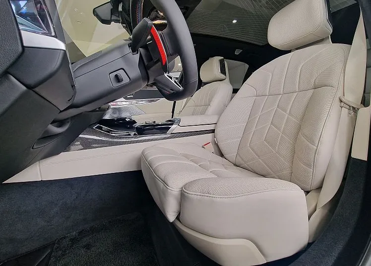 Zunanja slika - BMW Serija 7 - : M760e xDrive M Sport - Performance - 12