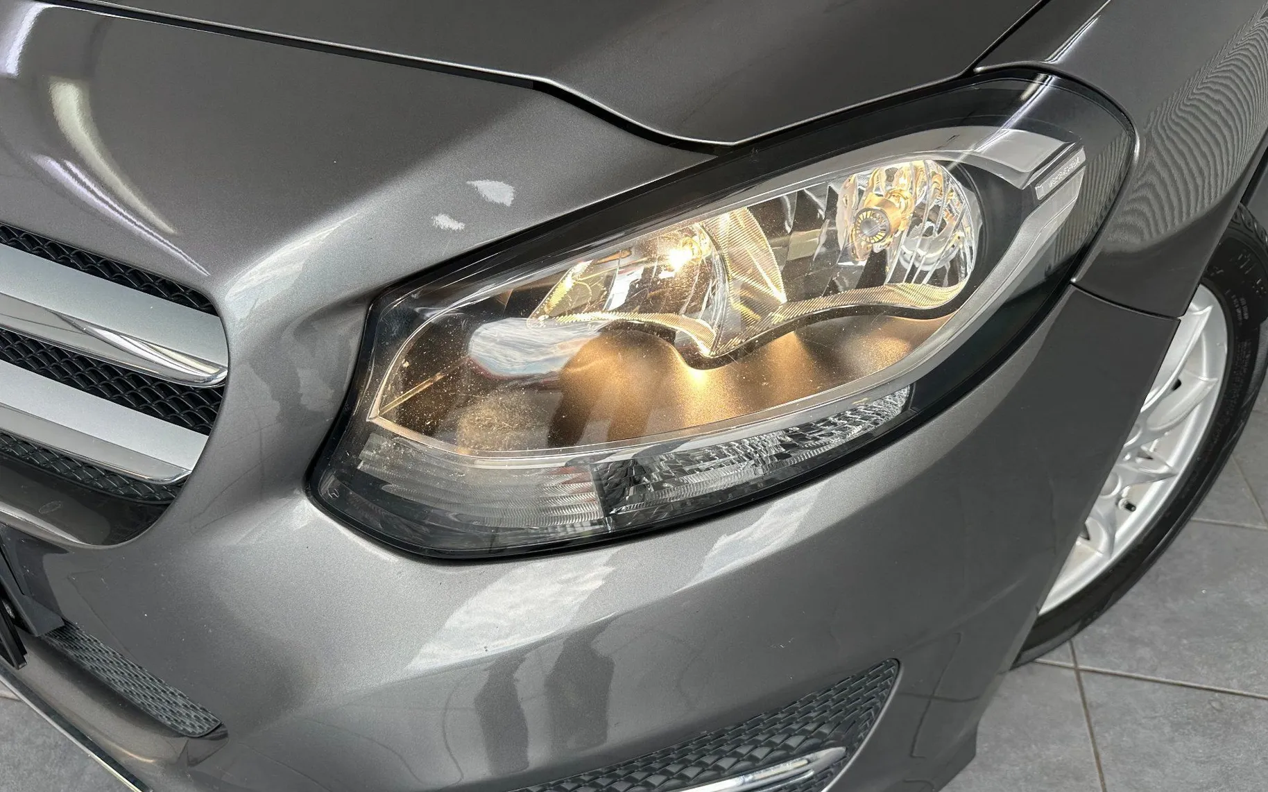 Zunanja slika - Mercedes-Benz B-Razred - B 200 BENCIN 1.6 SLOVENSKI.SAMO 104.000 KM - 19