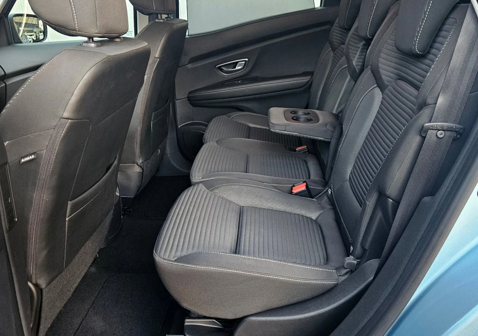 Zunanja slika - Renault Scénic - Scenic TCe 115 Zen+SLO poreklo+20 Col+ Priklop - 13
