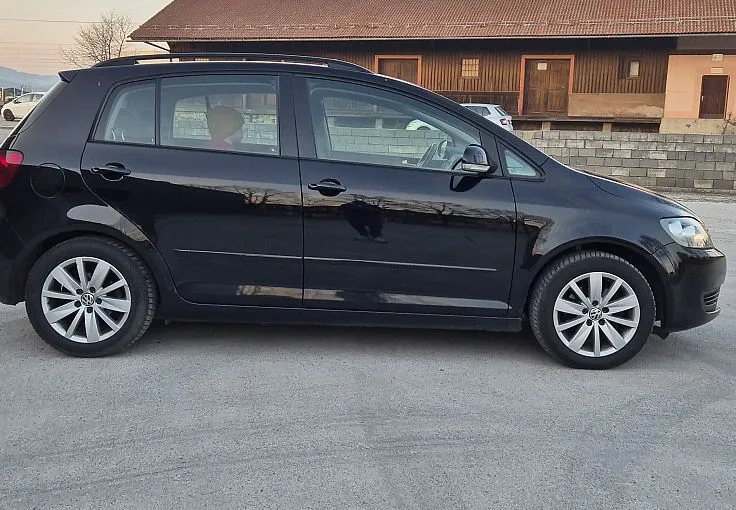 Zunanja slika - VW Golf - Plus 1.6 TDI + BREZ POLOGA TUDI ZA TUJCE - 4