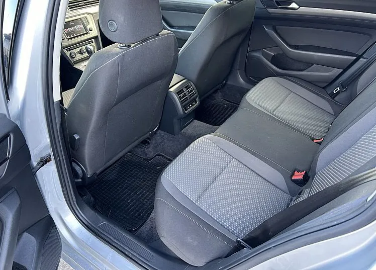Zunanja slika - VW Passat - 2.0 TDI BMT Comfortline DSG-NAVI-PDC - 10