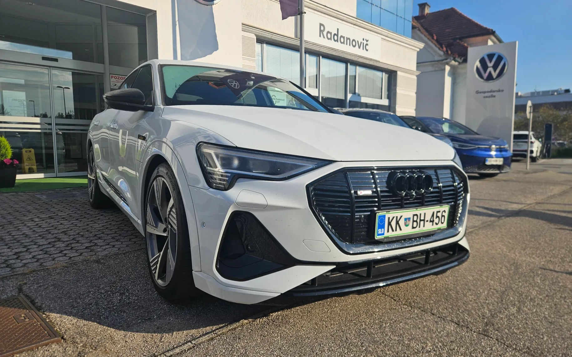 Zunanja slika - Audi e-tron - 55 quattro S line - 1