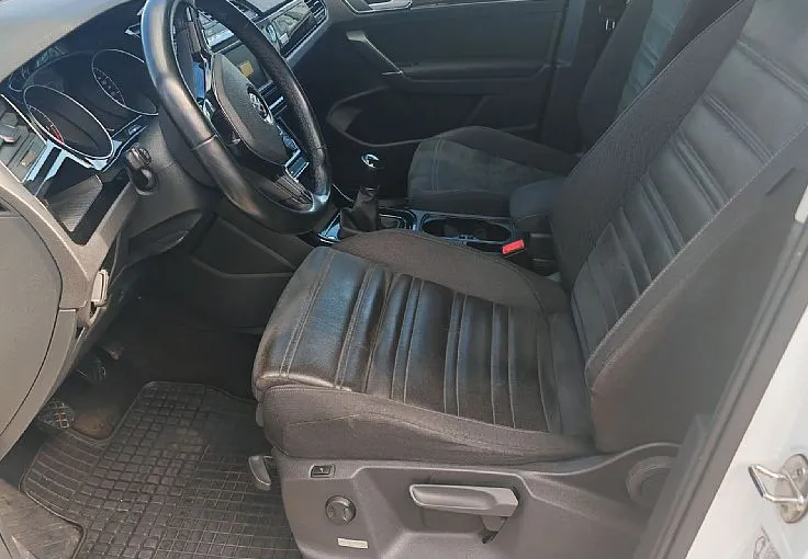Zunanja slika - VW Touran - 1.6 TDI BMT Highline 1 Lastnik Led Navi Kamera - 6