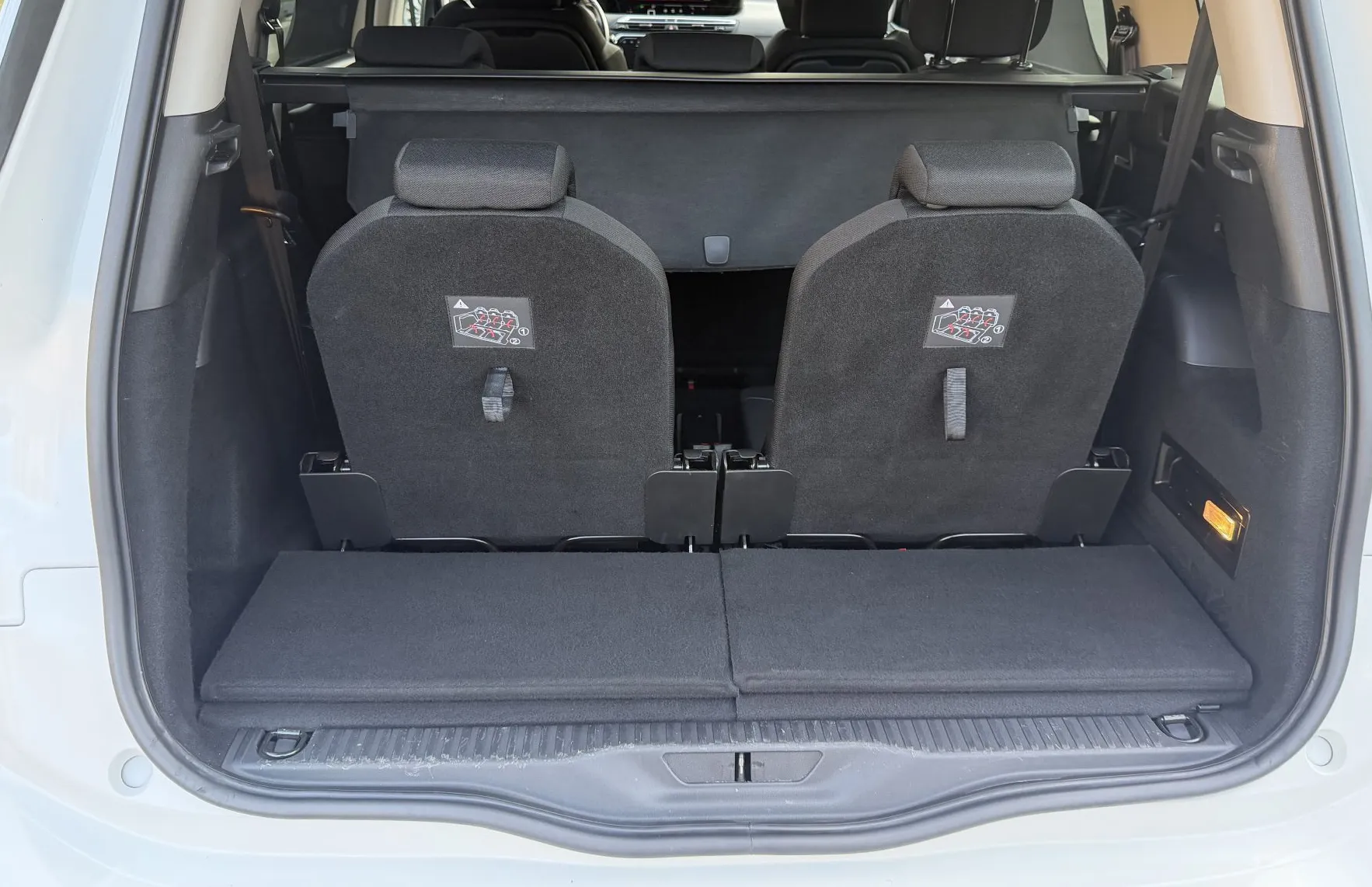 Zunanja slika - Citroën C4 Grand Picasso - 2.0HDi 150PS Shine SLO 1.LASTNIK 7SEDEŽEV PRIKLO - 15