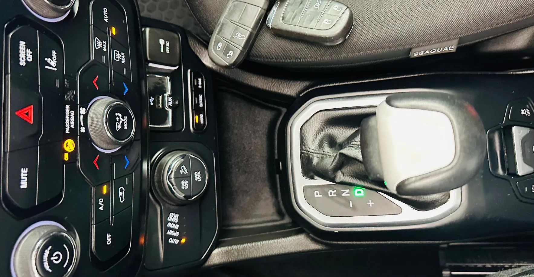 Zunanja slika - Jeep Renegade - 1.3 T-GDI 4xe PLUG-IN.NEMŠKI+4ALU.4X4.NAVI.ACC.TOP - 13