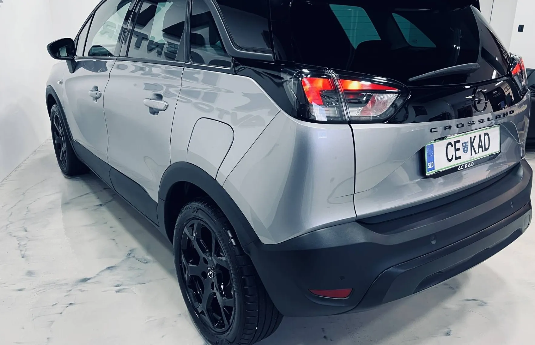 Zunanja slika - Opel Crossland - 1.2 TURBO-SAMO 2100KM-LED-KAMERA-NAVI - 5