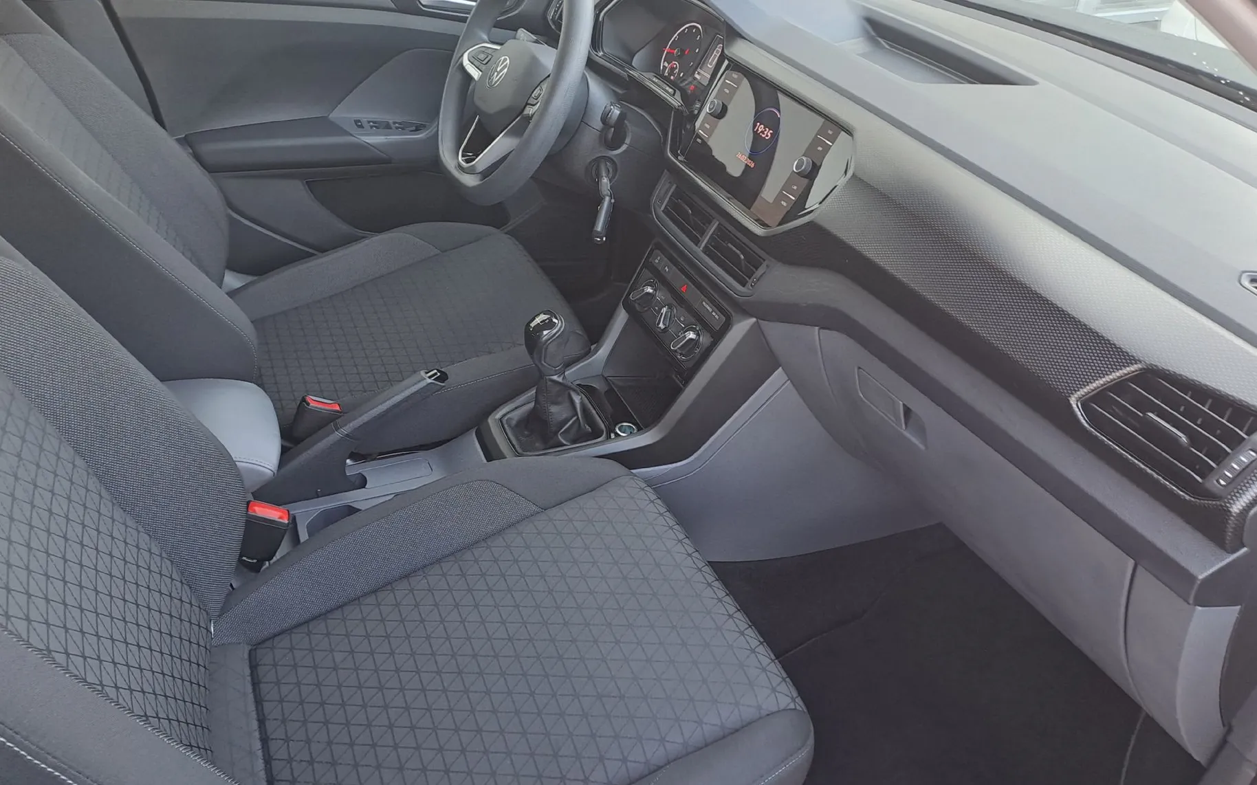 Zunanja slika - VW T-Cross - 1.0 TSI  70 - 6