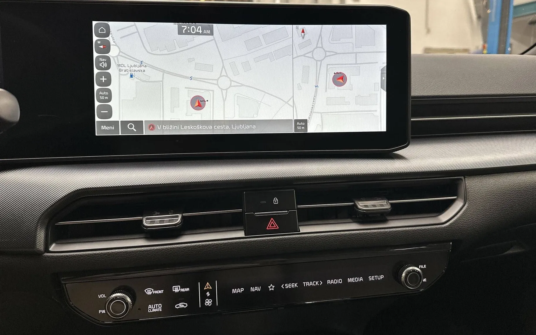 Notranja slika - KIA XCeed - 1.6 T-GDI EX-Line 7 DCT - 18