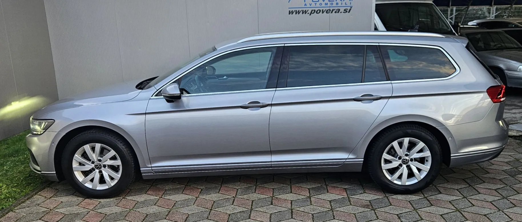 Zunanja slika - VW Passat - Variant 2.0 TDI BMT  Business avt. 110kW+LED+KAM+12.MES.JA - 5