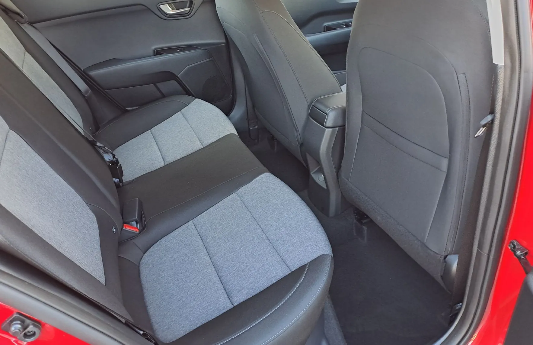 Zunanja slika - KIA Stonic - 1.0 T-GDi LX Life DCT - 10