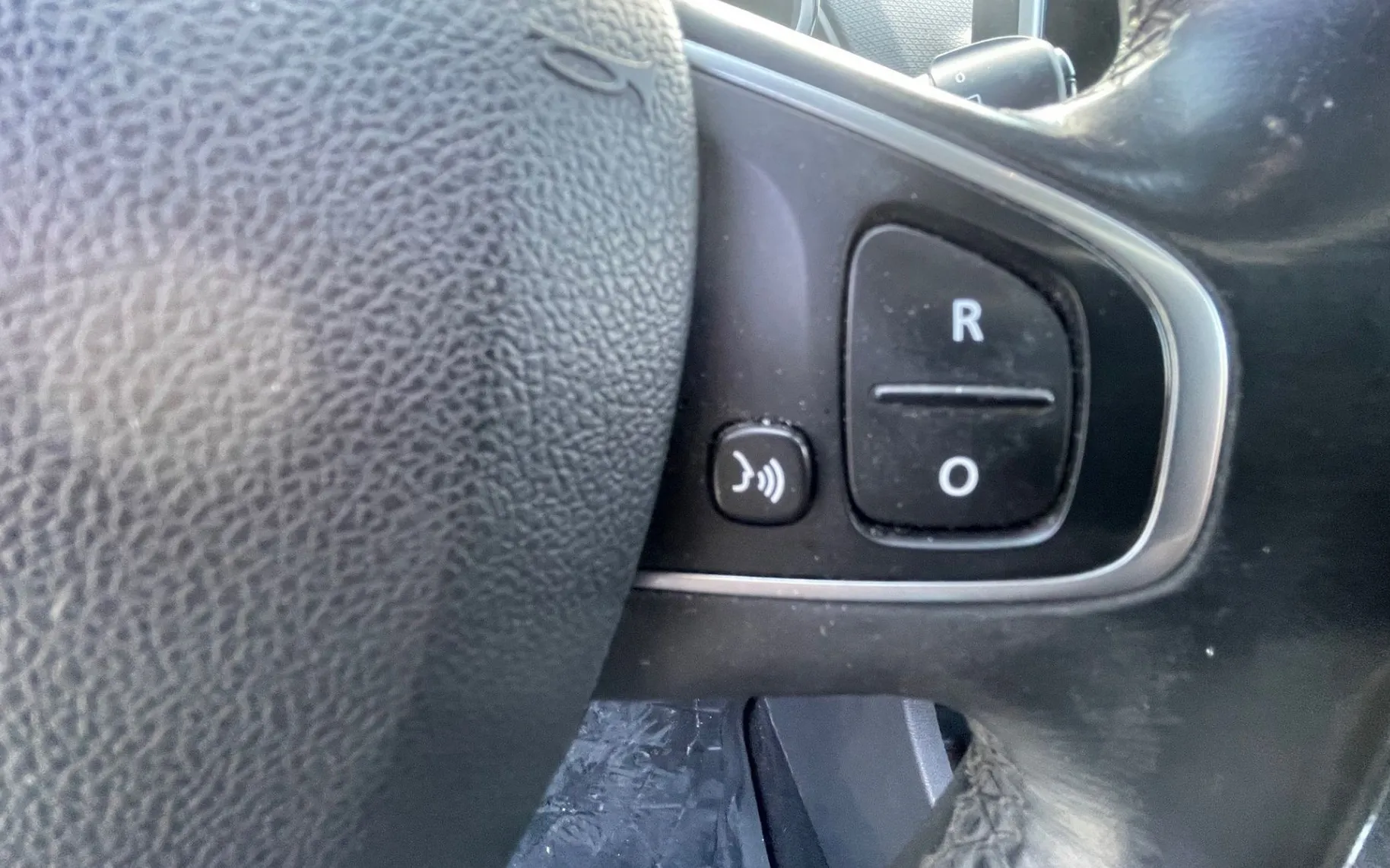 Zunanja slika - Renault Clio - Intens 1.2 16v 2XPDC.LED.DELNO USNJE. - 16