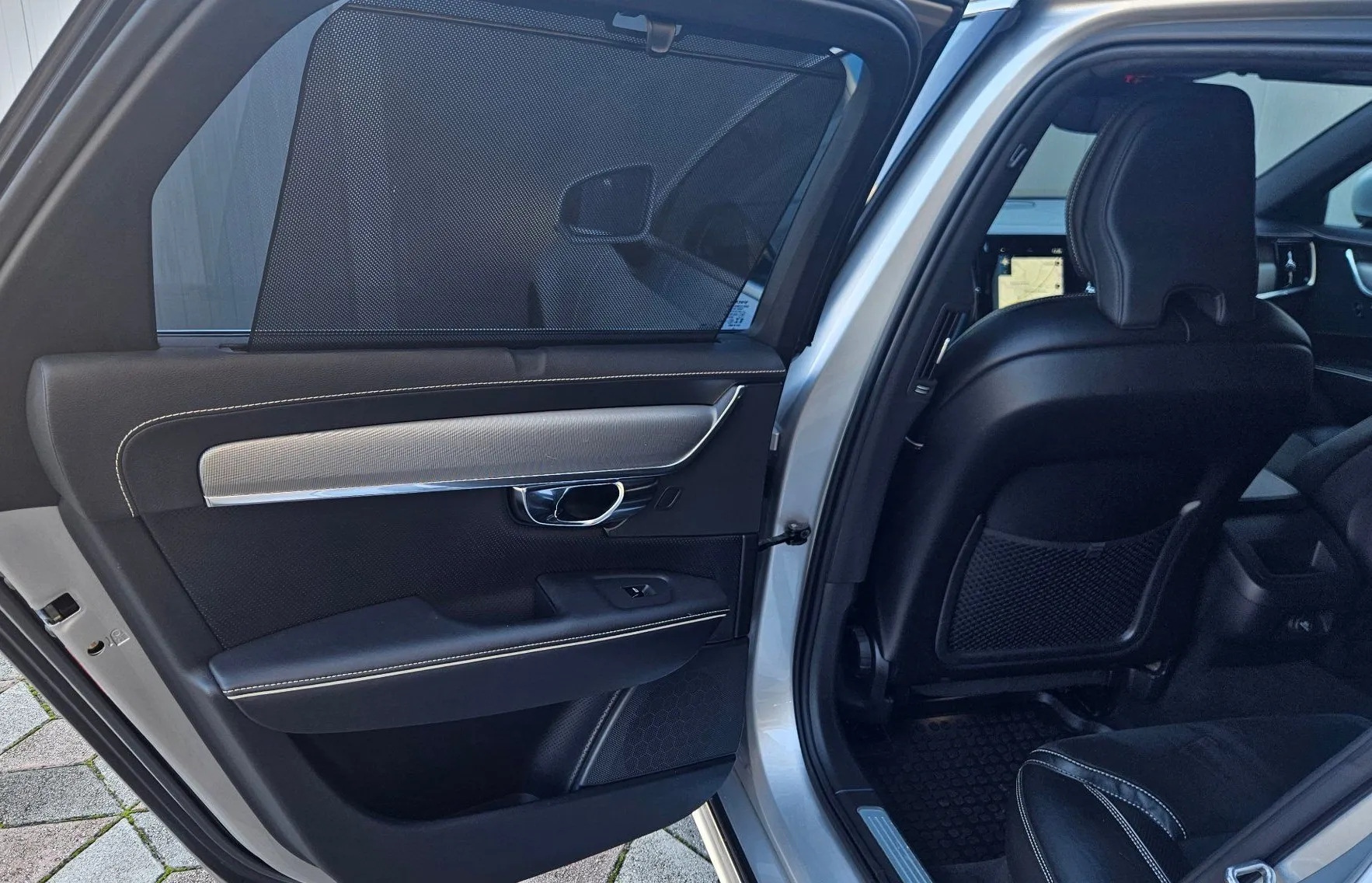Zunanja slika - Volvo V90 - D4 AWD R-Design Avt.+18 Col +Kamera+Priklop - 16