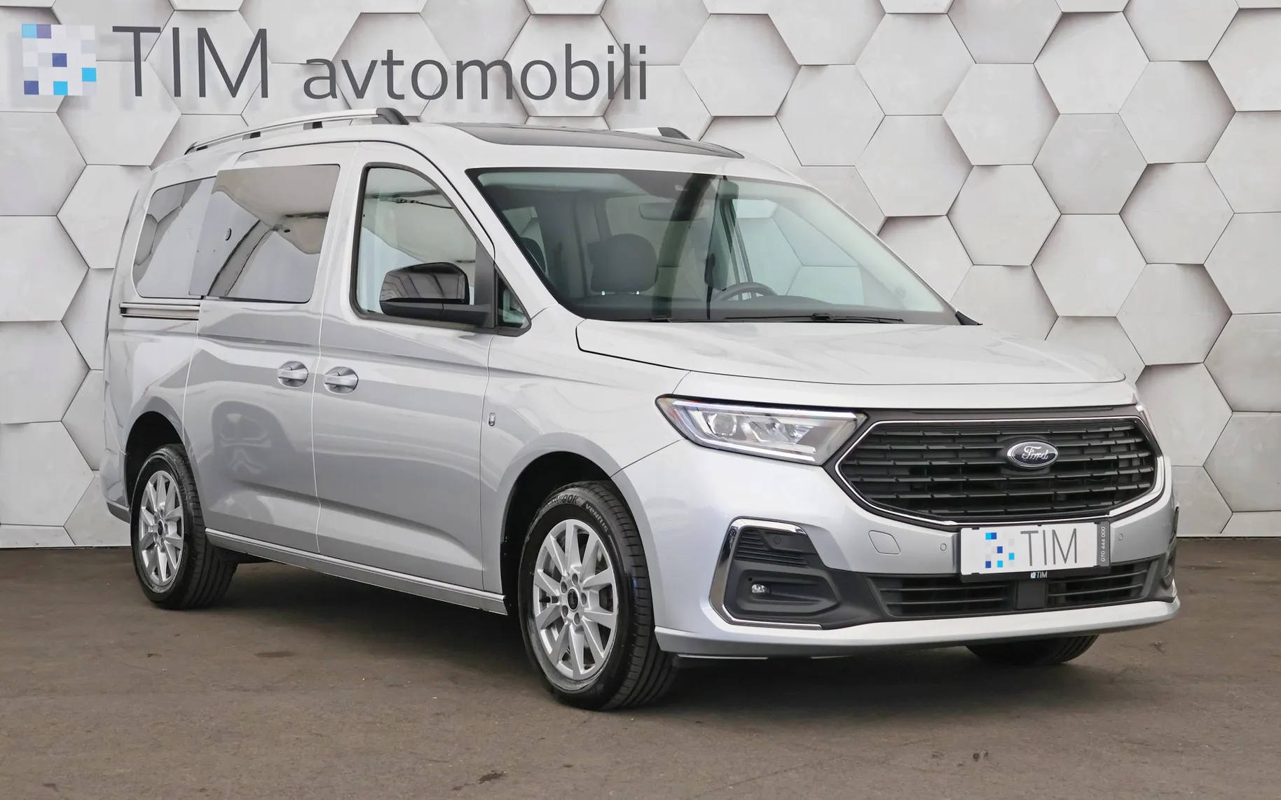 Zunanja slika - Ford Grand Tourneo Connect - Tourneo 2.0 TDCi DSG Titanium 122KM - 2