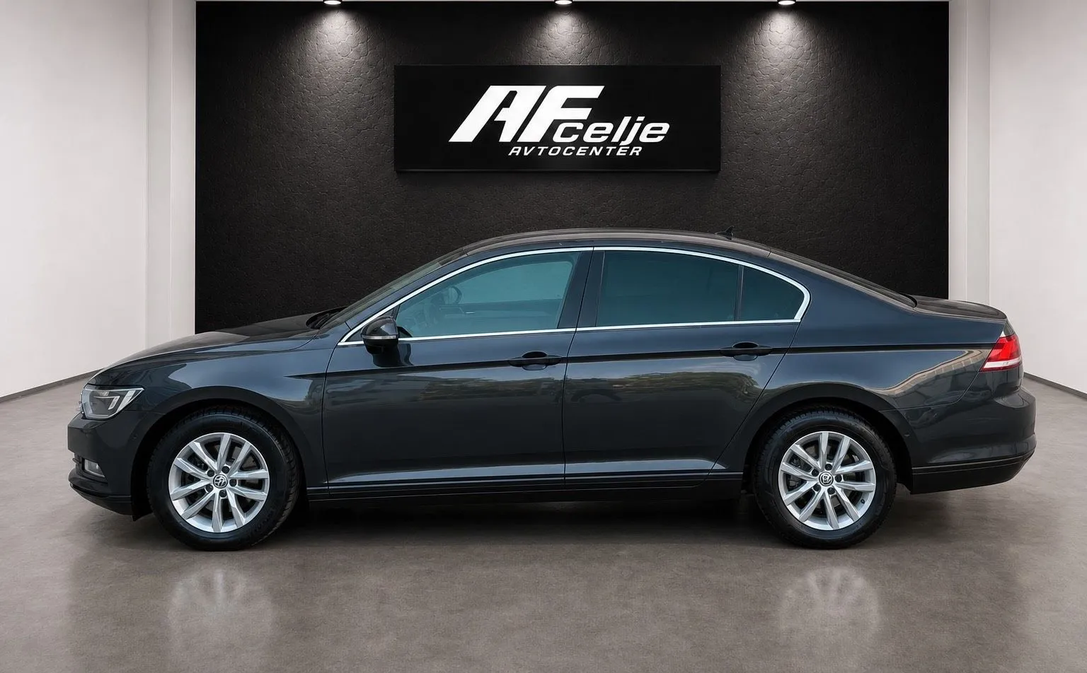 Zunanja slika - VW Passat - 2.0 TDI-DSG-H LINE-169.000km-LIZING ZA TUJCE-NAV.. - 6