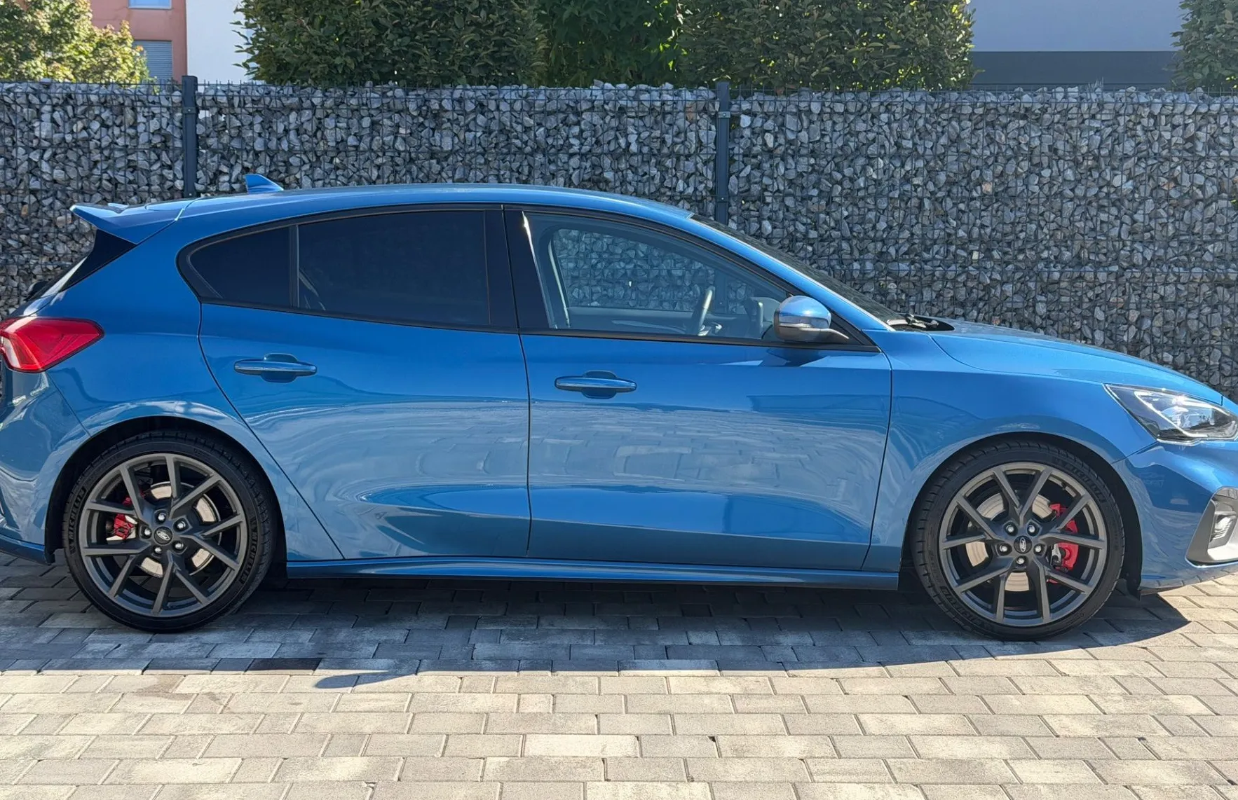 Zunanja slika - Ford Focus - 2.3 EcoBoost ST |RECARO|KAM|NAVI|GR. SED.| - 8