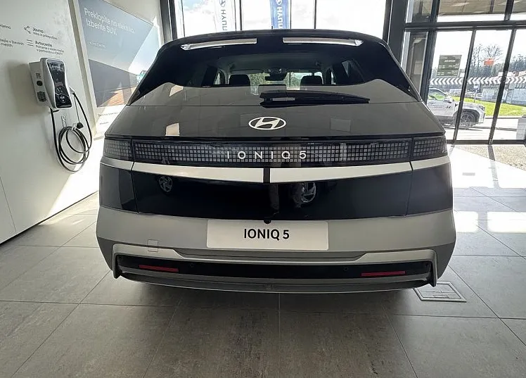 Zunanja slika - Hyundai Ioniq 5 - FL PREMIUM   84 kWh   topl.črpalka   El. kljuke - 9