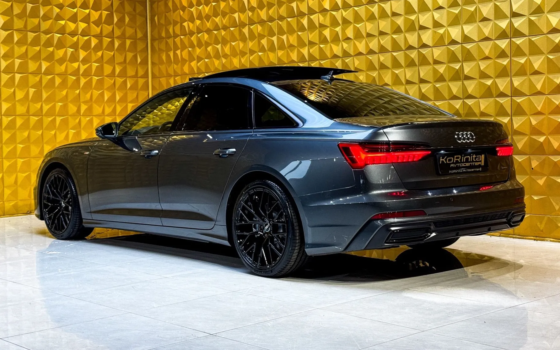 Notranja slika - Audi A6 - 50 TDI Quattro AUT-S Line-PANO-MATRIX-HLAJENJE - 7