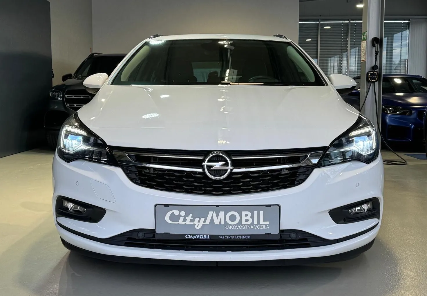 Zunanja slika - Opel Astra - 1.4 DI TURBO-INOVATION-110KW S S DYNAMIC AUTO ST - 2