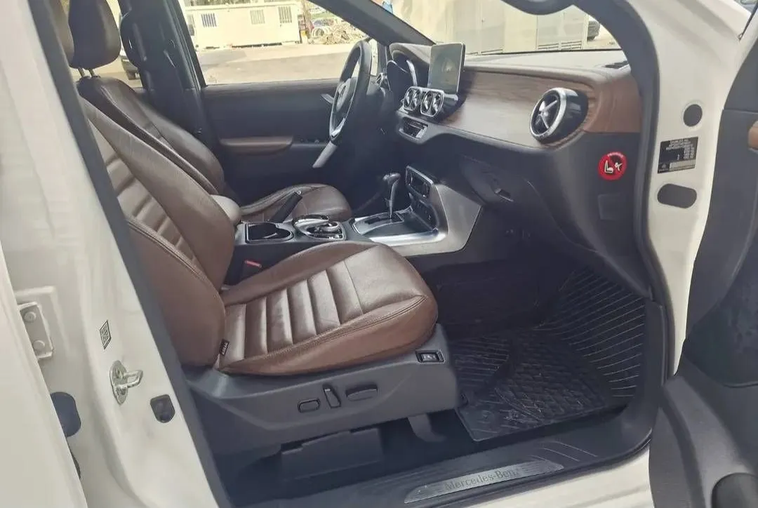 Notranja slika - Mercedes-Benz X-Razred - 250cdi 4-MATIC VELIKO OPREME 1.LASTNIK KUP. V SLO. - 10