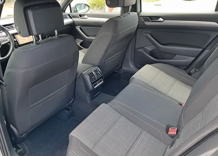 Zunanja slika - VW Passat - Variant .2.0 TDI  Business DSG 110kW-150KM samo 96500km - 9