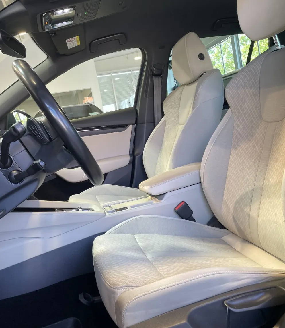 Zunanja slika - Škoda Octavia - VIRTUAL-NAVIGACIJA-LANE-RADAR-LED-DSG-ALU-KEYLESS - 10